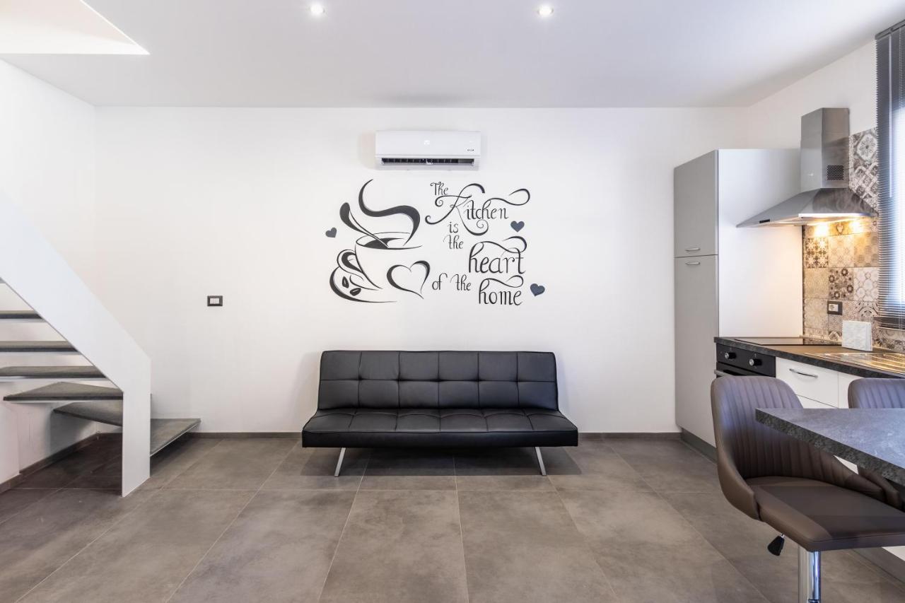 Leisure House Vila Avola Exterior foto